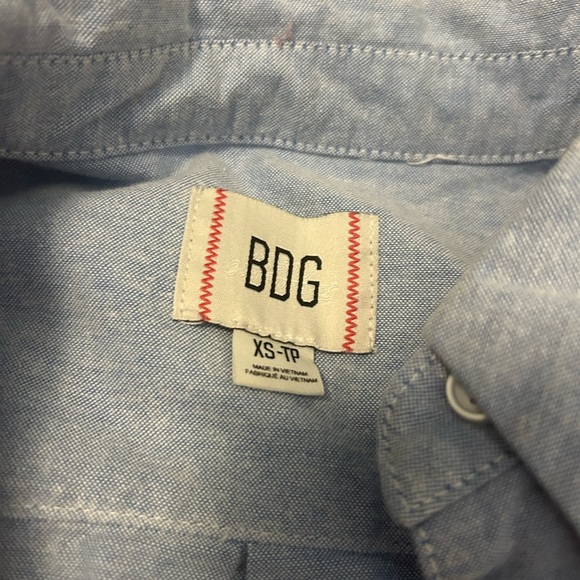 BDG Light Blue Casual Button-Down Shirt - Picture 2 of 2